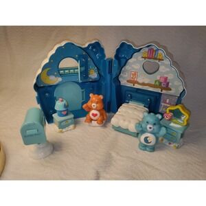 Care Bears Vintage Care-a-lot House Playset Bedtime Bear Nursery Bedroom Decor